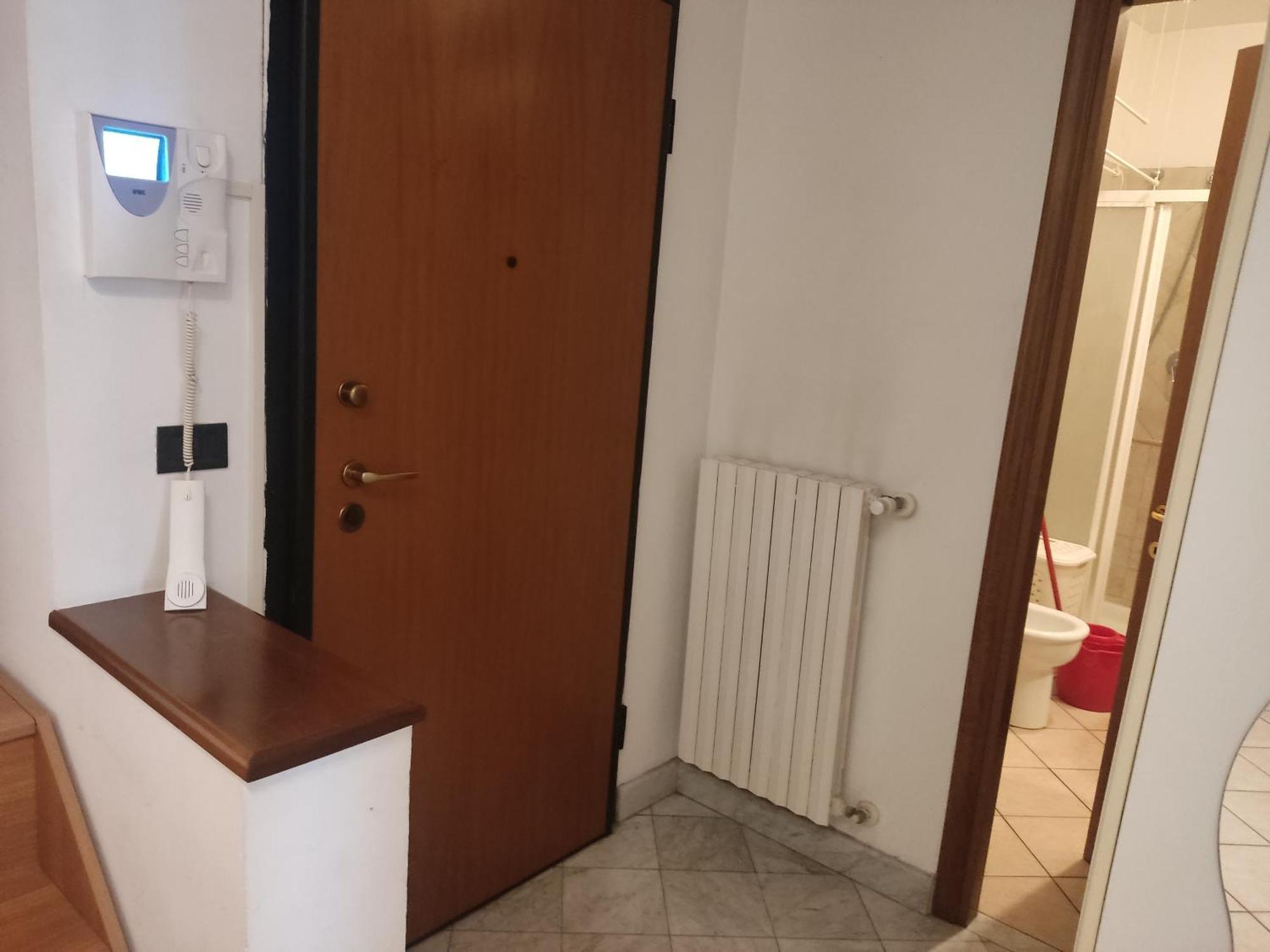Apartment Near Metro
